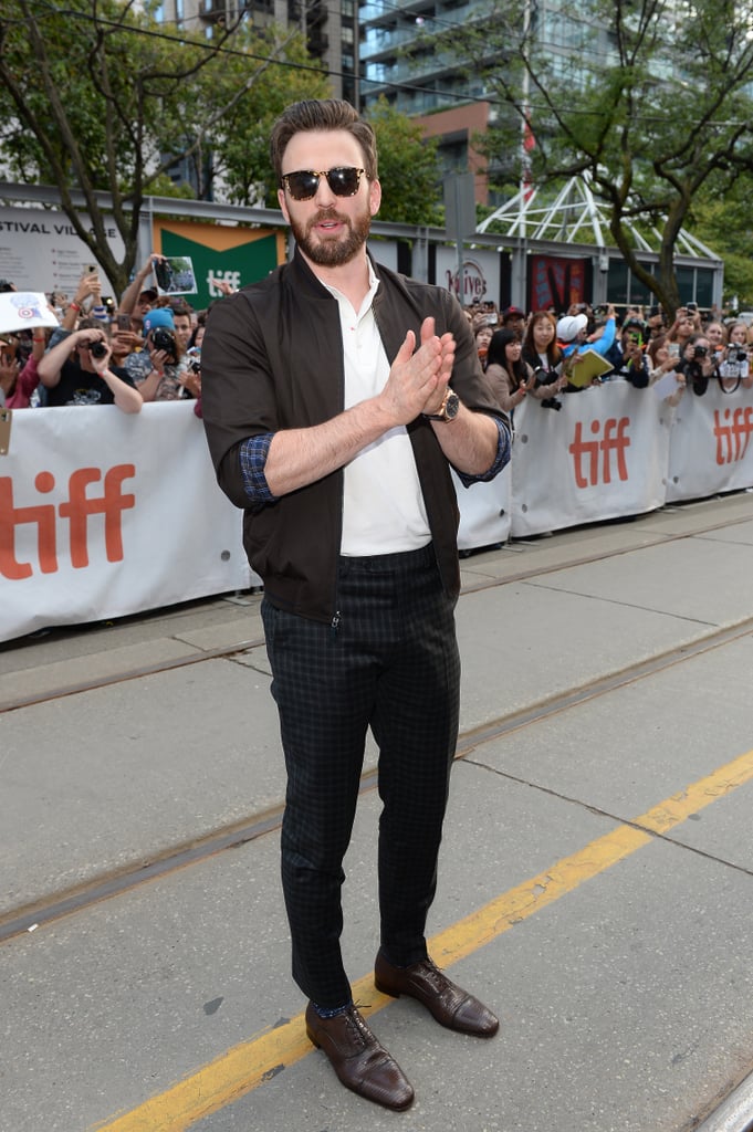Chris Evans at the Knives Out Premiere