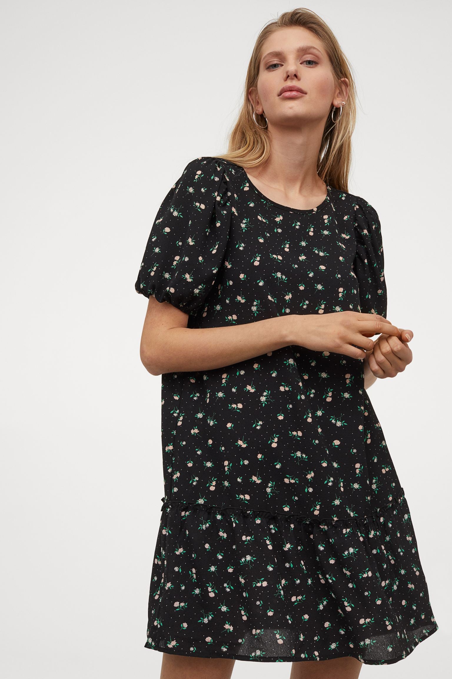 H and m black floral dress shop