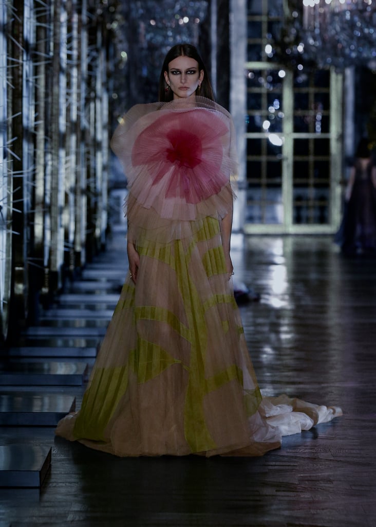 Dior Fall/Winter 2021 Fashion Show Photos and Review