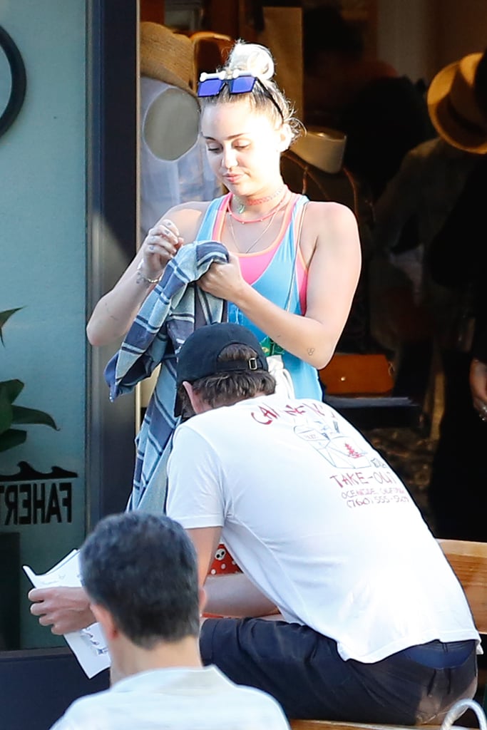 Miley Cyrus Not Wearing Engagement Ring With Liam Hemsworth