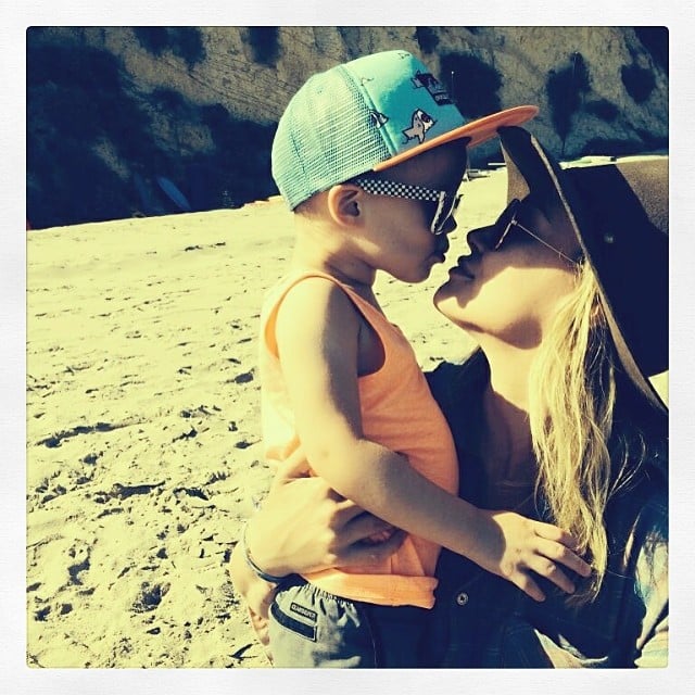 Hilary Duff received a sweet beach-side smooch from Luca on Mother's Day.
Source: Instagram user hilaryduff