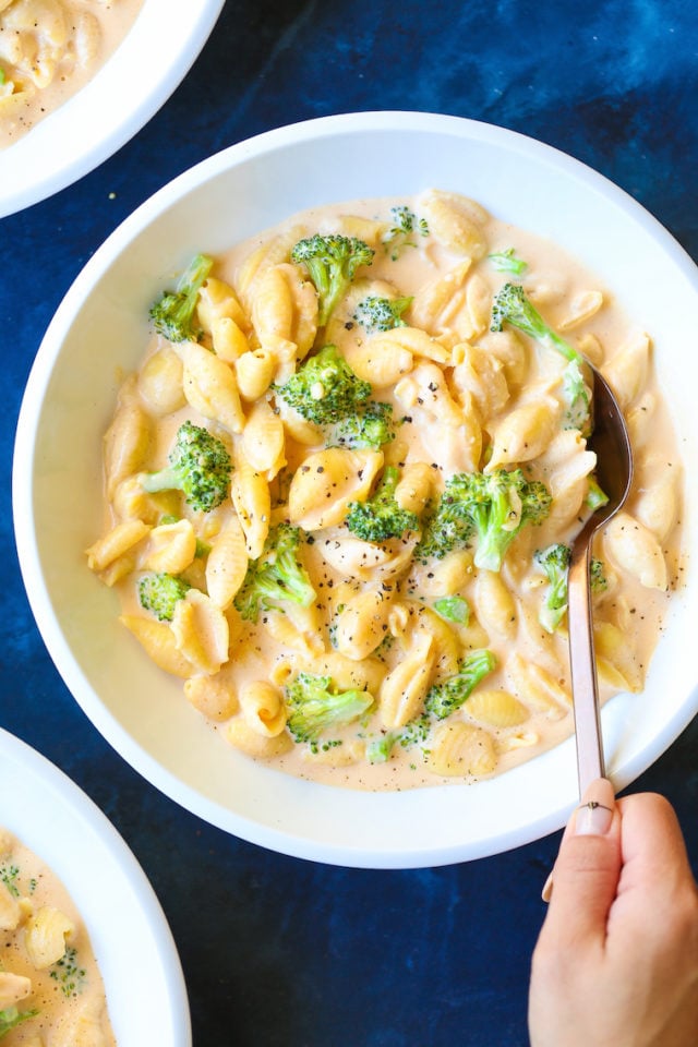 Slow-Cooker Creamy Broccoli Mac and Cheese