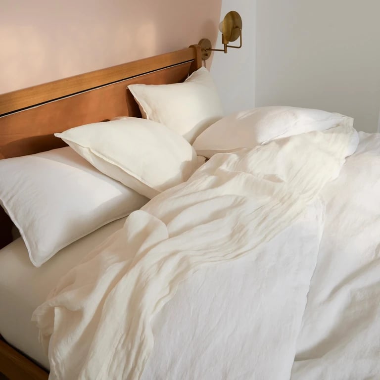 Cozy Bedding: Brooklinen Linen Core Sheet Set