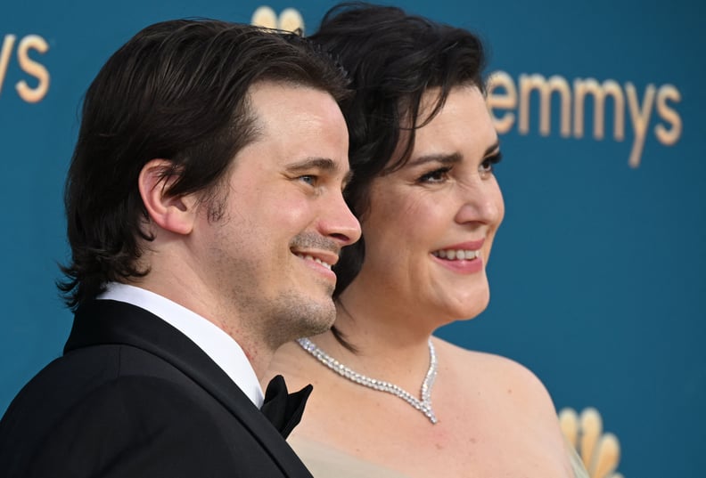 Jason Ritter(L) and Melanie Lynskey arrive for the 74th Emmy Awards at the Microsoft Theater in Los Angeles, California, on September 12, 2022. (Photo by Robyn BECK / AFP) (Photo by ROBYN BECK/AFP via Getty Images)