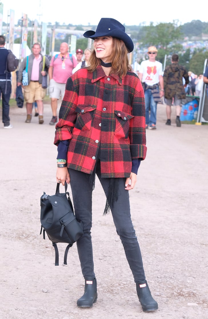 Alexa Chung at Glastonbury 2017 | British Celebrity Fashion at ...