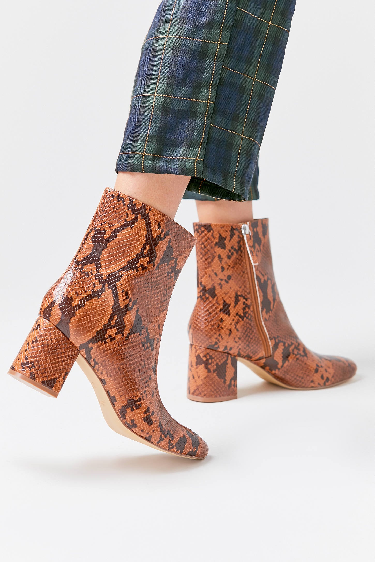 Leahla slouchy boot shop