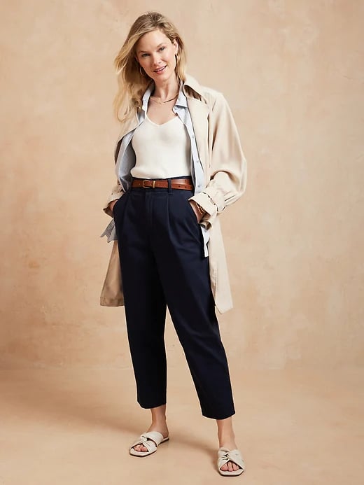 Banana Republic Factory Store High-Rise Pleated Crop Authentic Chino