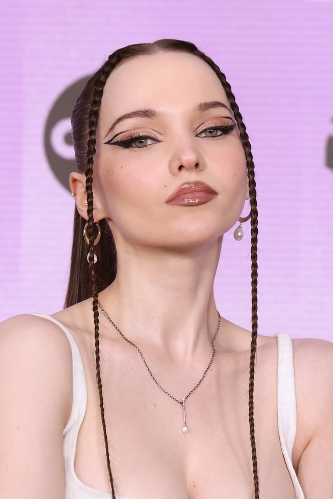 Graphic-Eyeliner Looks: Dove Cameron's Floating Eyeliner