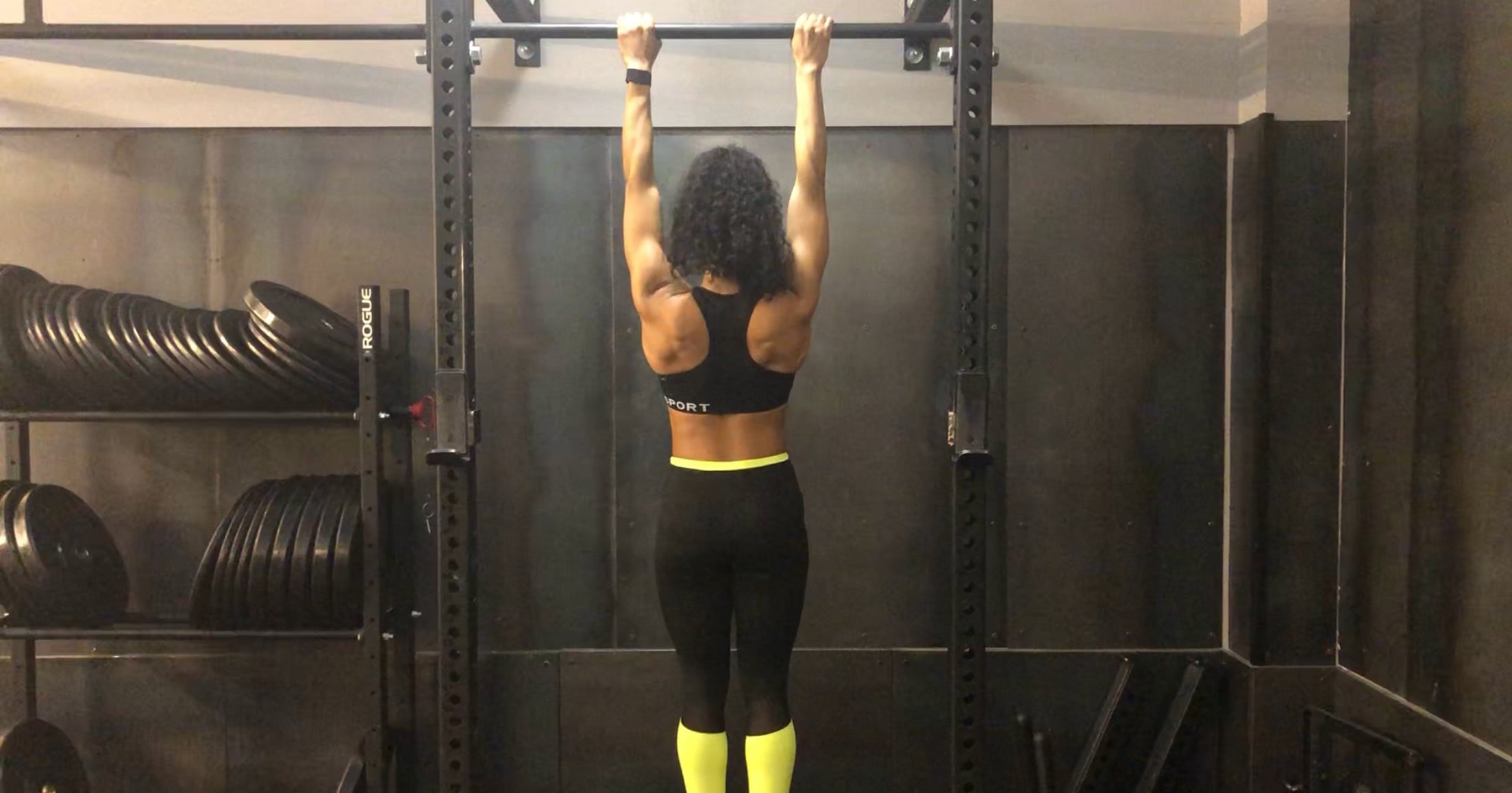 How to master the scapular pull-up