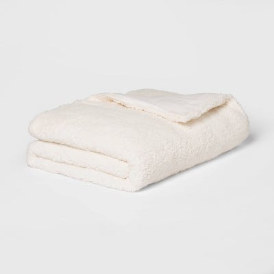 Room Essentials 50" x 70" Sherpa Weighted Blanket with Removable Cover