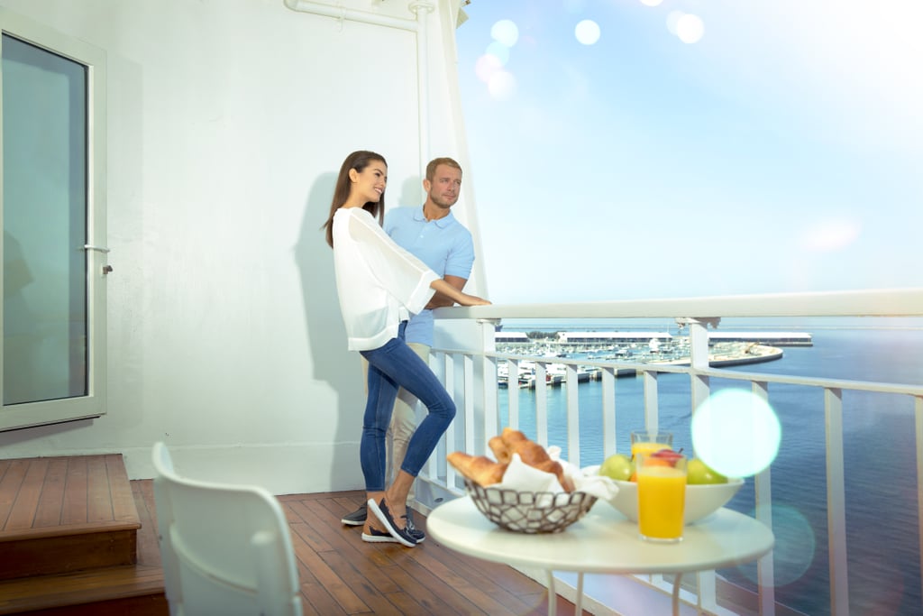 Queen Elizabeth II Cruise Ship Dubai Pictures | POPSUGAR ...