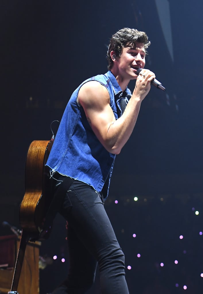 Hot Pictures of Shawn Mendes