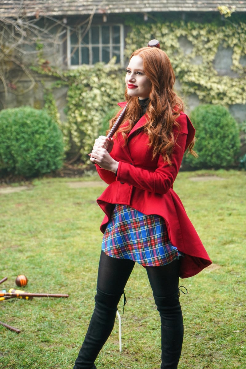 Madelaine Petsch S Red Nail Polish On Riverdale Popsugar Beauty