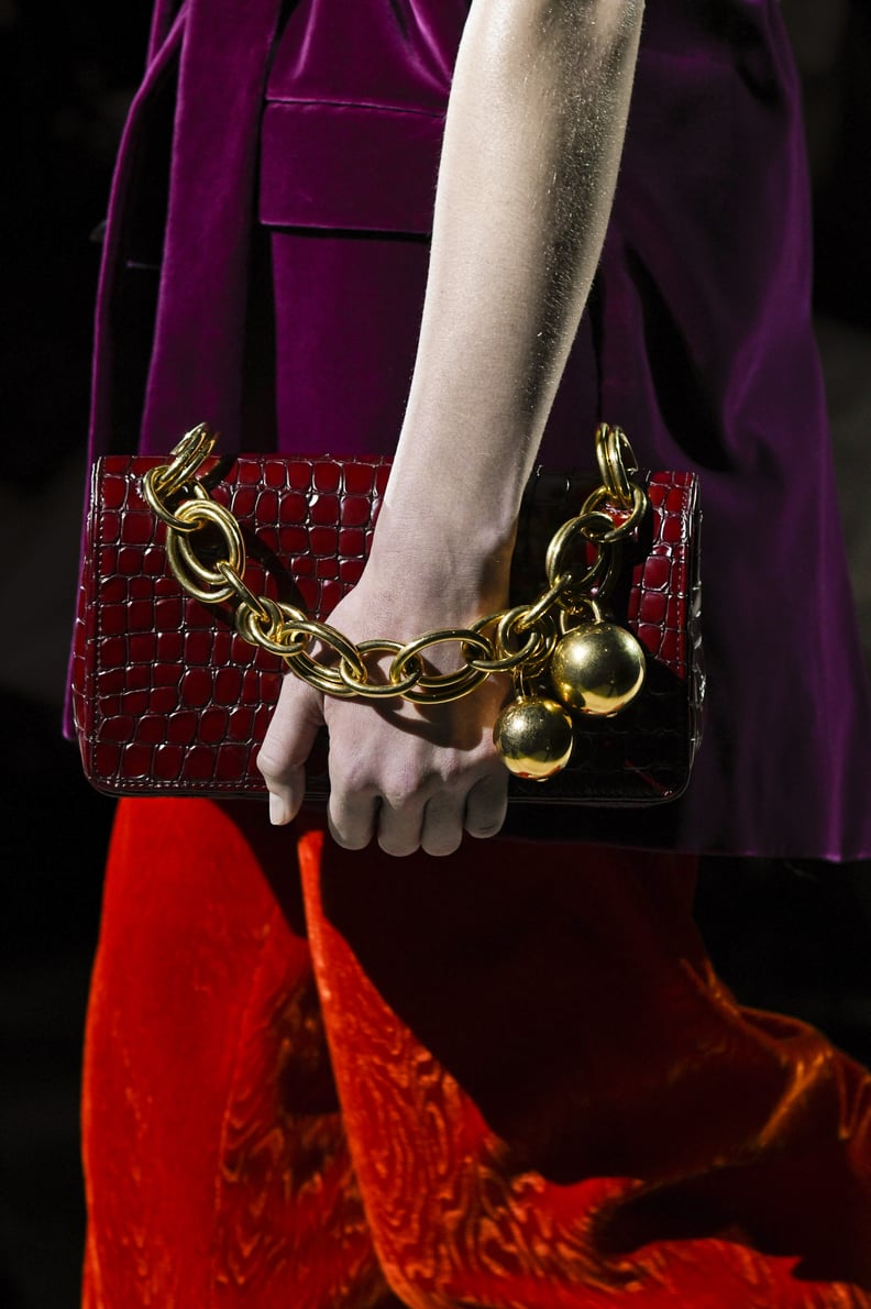 Fall Bag Trends 2020: Chain Accents