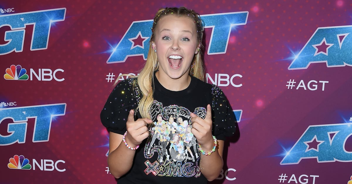 JoJo Siwa Explains Her 'Gay Awakening' and How She Realized 'Women Are My Gig'