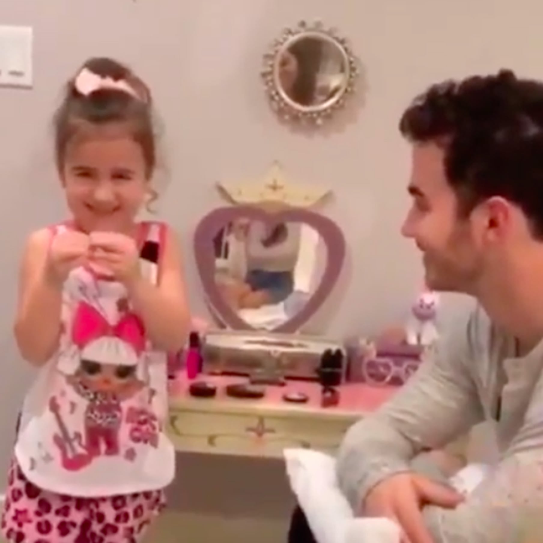 Kevin Jonas Daughter Alena Saying He S A Jonas Brother Video Popsugar Celebrity