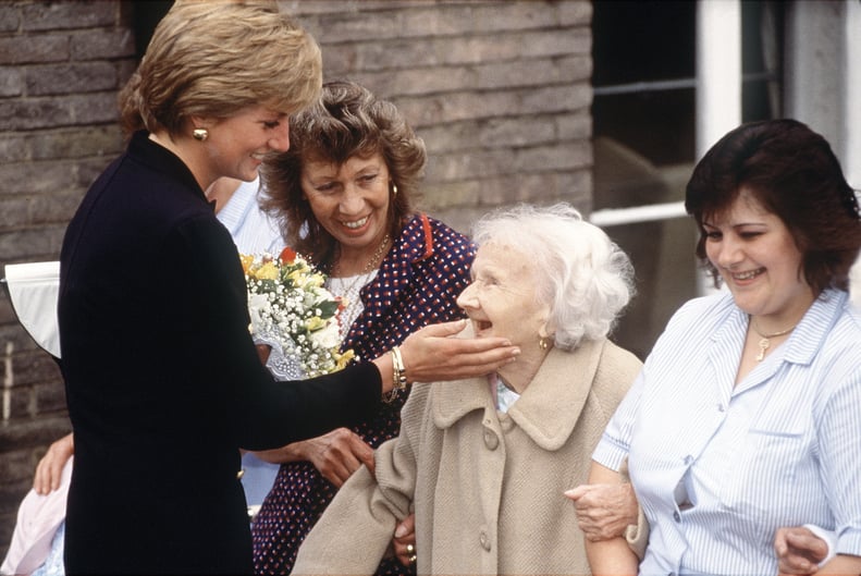 Princess Diana Wearing Her Gold Bracelet