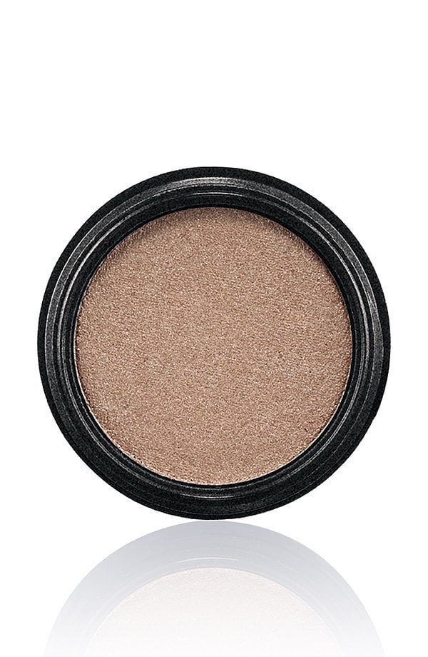 MAC Novel Romance Collection Eye Shadow