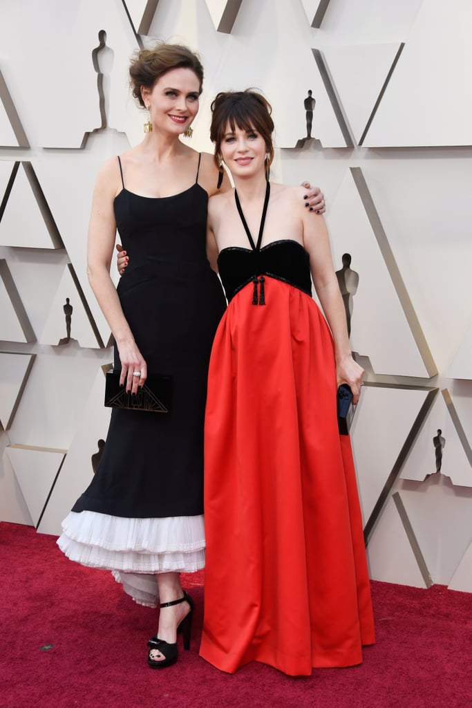 Pictured: Emily and Zooey Deschanel