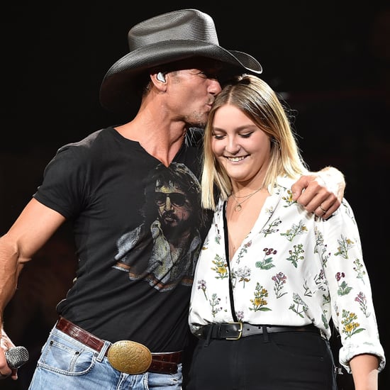 Tim McGraw Sings With His Daughter, Grace, August 2015