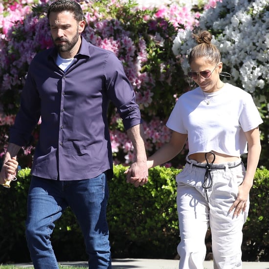 Jennifer Lopez's White Elastic-Waist Pants With Ben Affleck