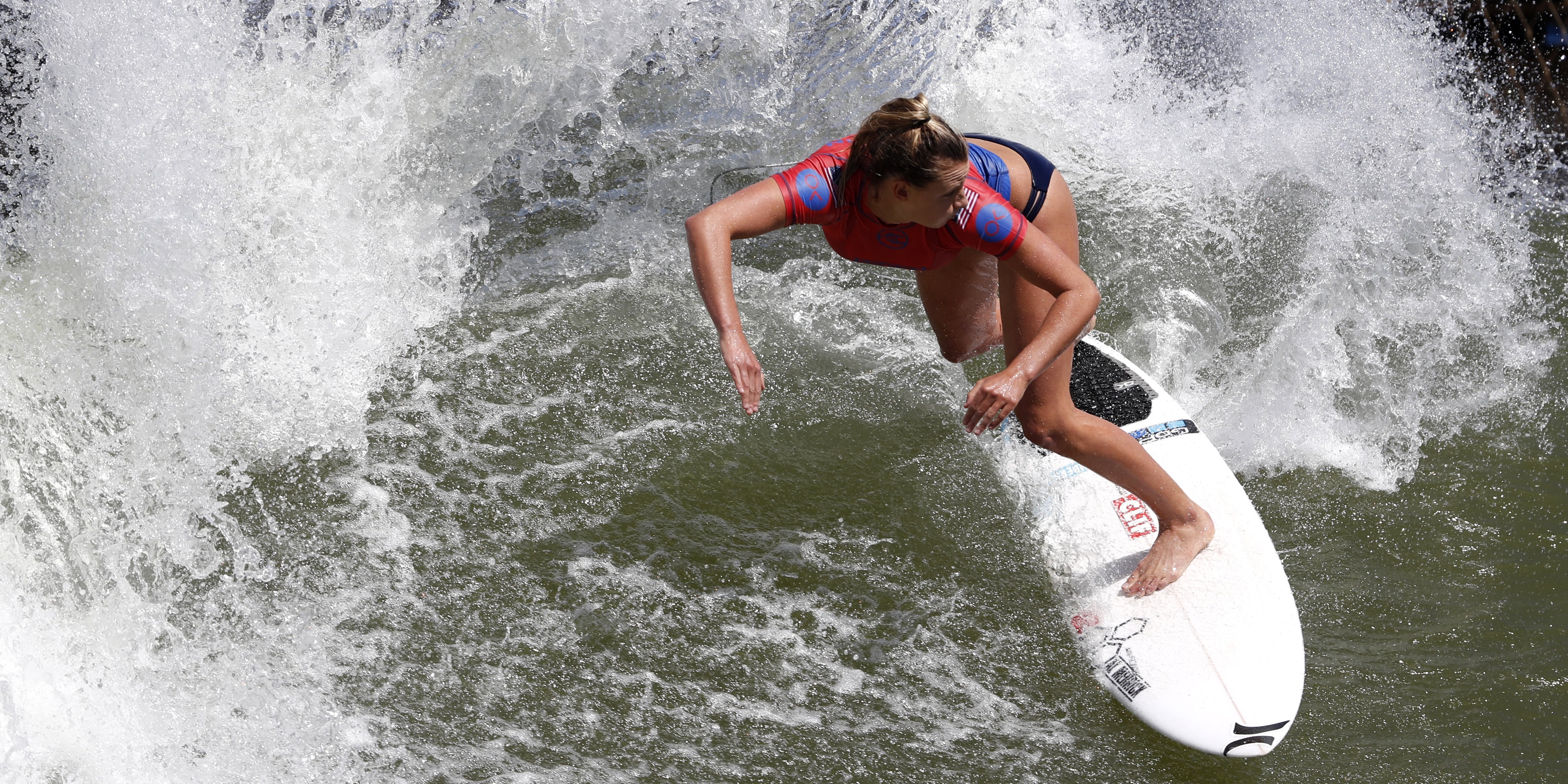 Surfer Lakey Peterson s Favorite Core Move 8 Point Plank
