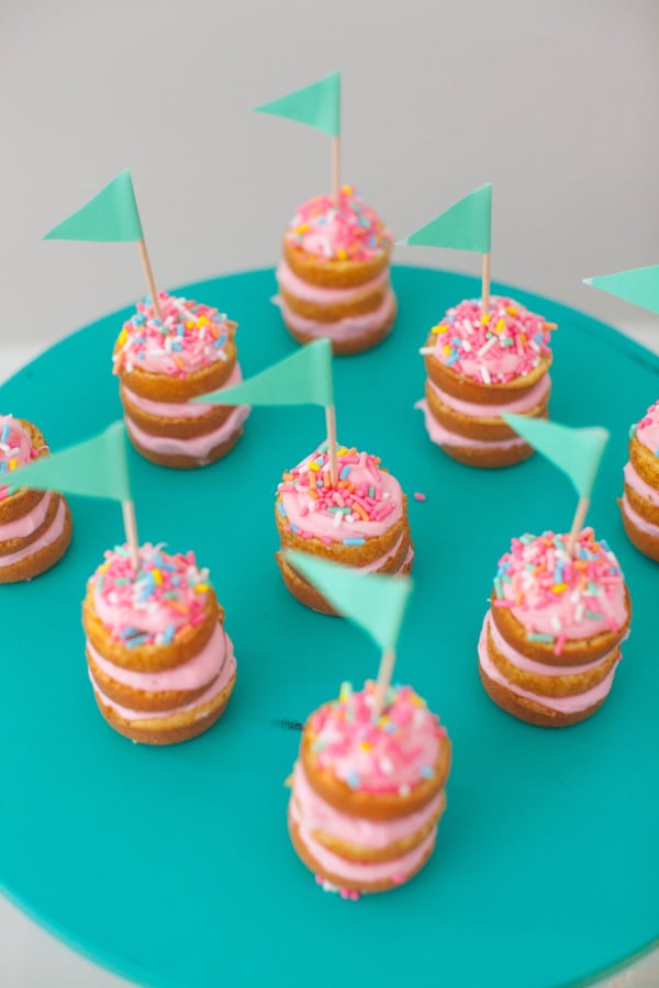DIY TINY CAKES + FLAGS