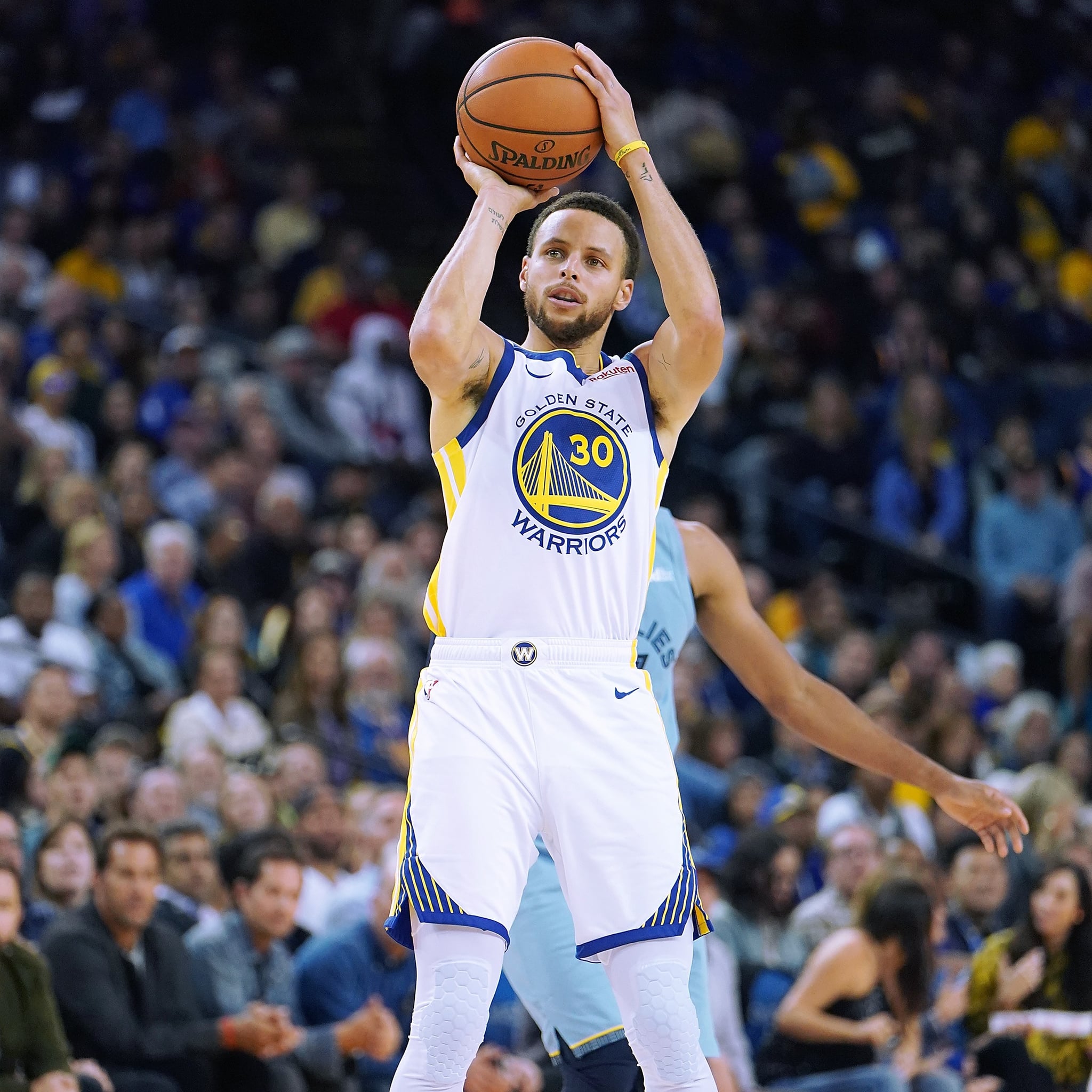 Girl Asks Steph Curry For Basketball 