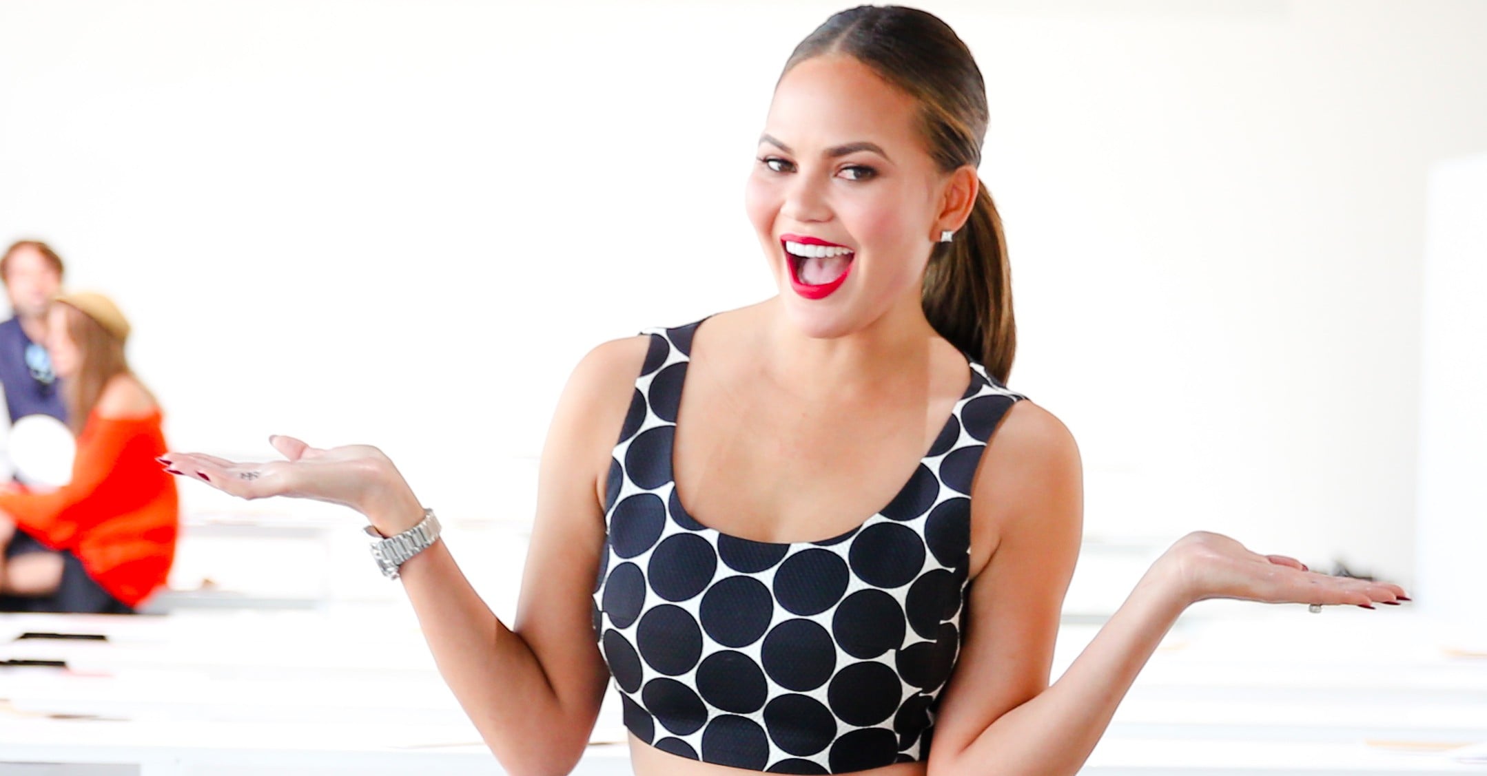 Chrissy Teigen Gives Away Lip Sync Battle Dress on Twitter PS Fashion