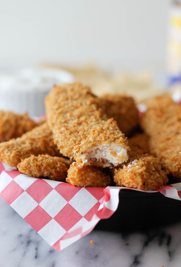 Chicken Tenders With Greek Yogurt Dip