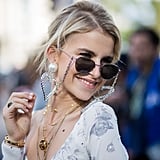 Sunglasses Trend 2019: Sunglasses With a Chain