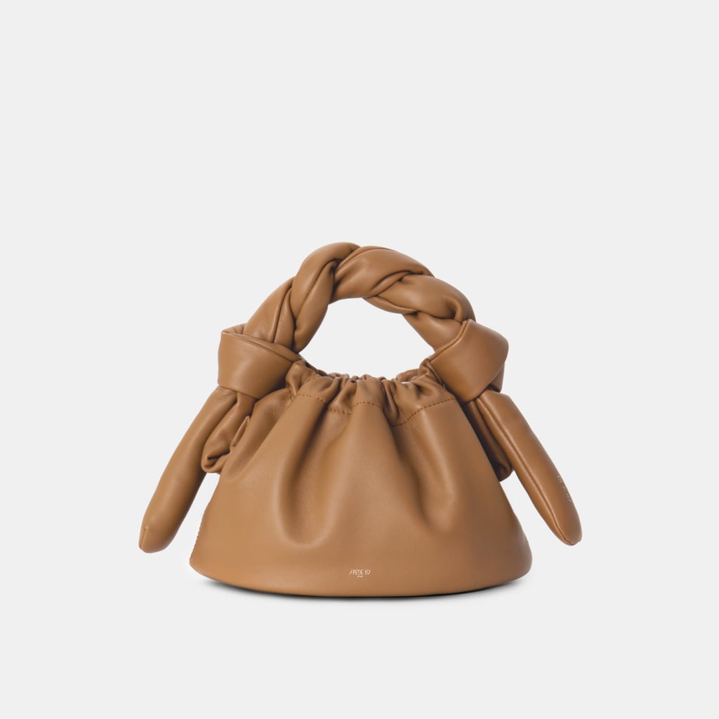 Tan Knotty Bun