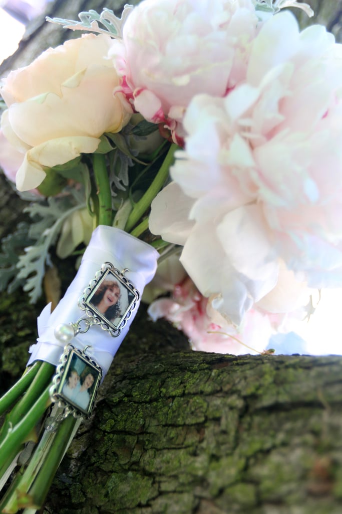 Keep your loved ones close with photo tags on your bouquet