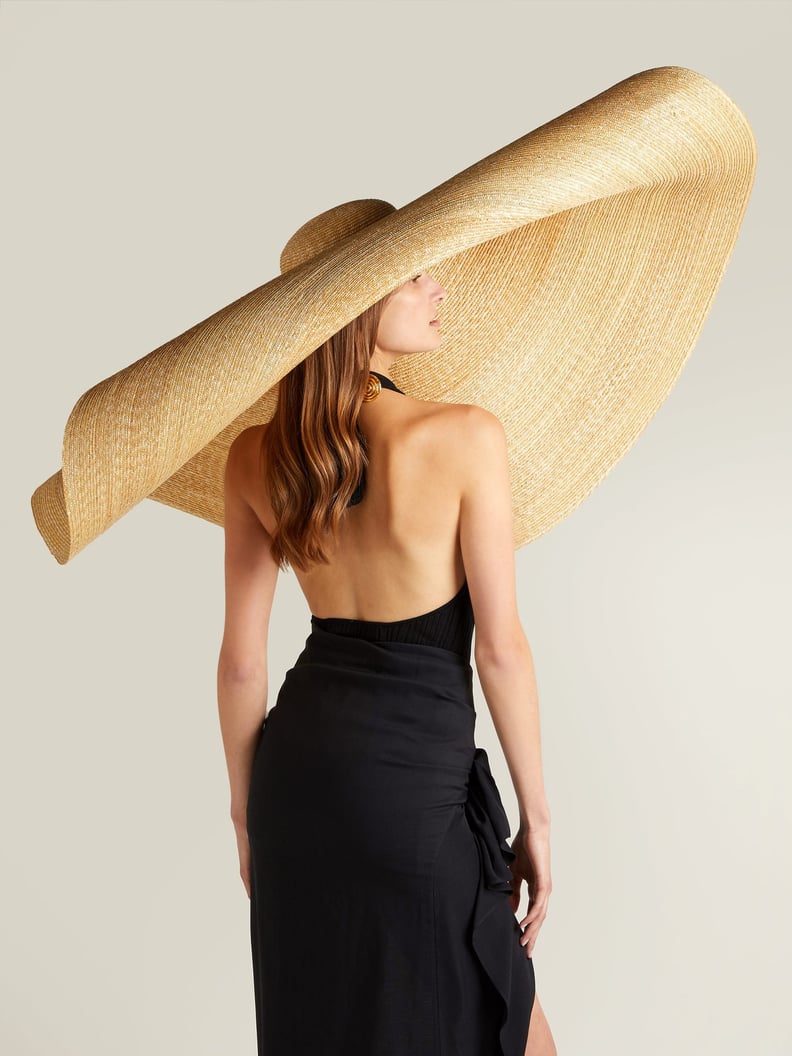 Emma Wore This Oversize Sun Hat By Jacquemus