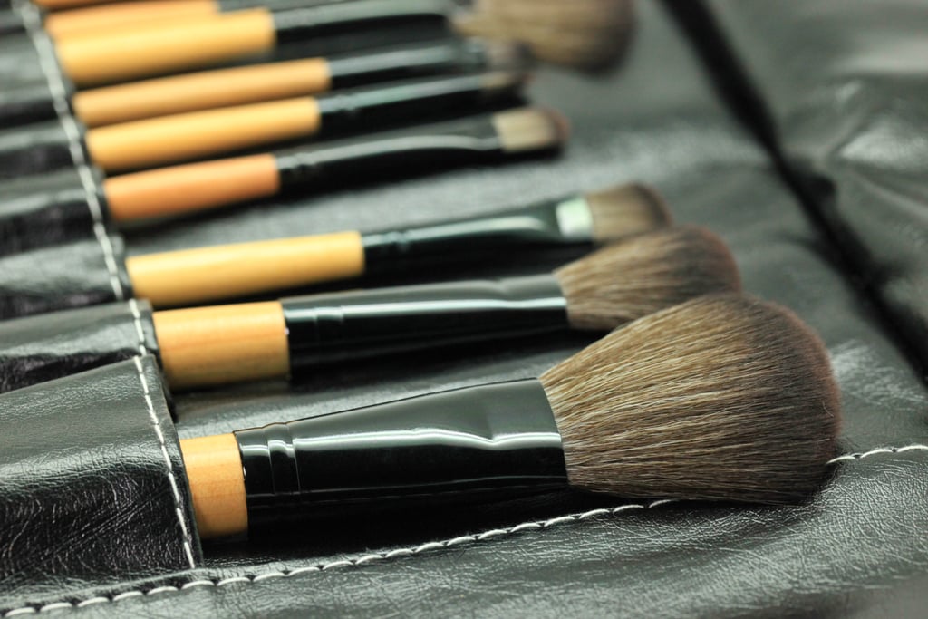 Makeup-Brush Cleaner