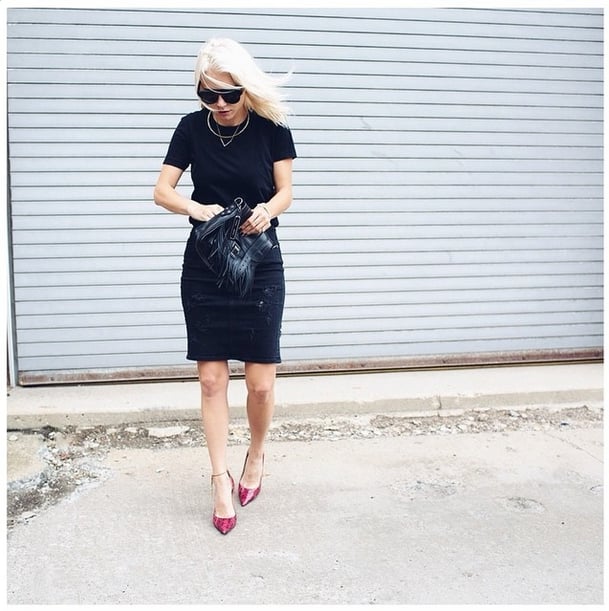 Let your accessories do the talking when your sharp pumps complement the shape of your jewelry. The rest of your ensemble works as a neutral foundation.
Source: Instagram user alwaysjudging