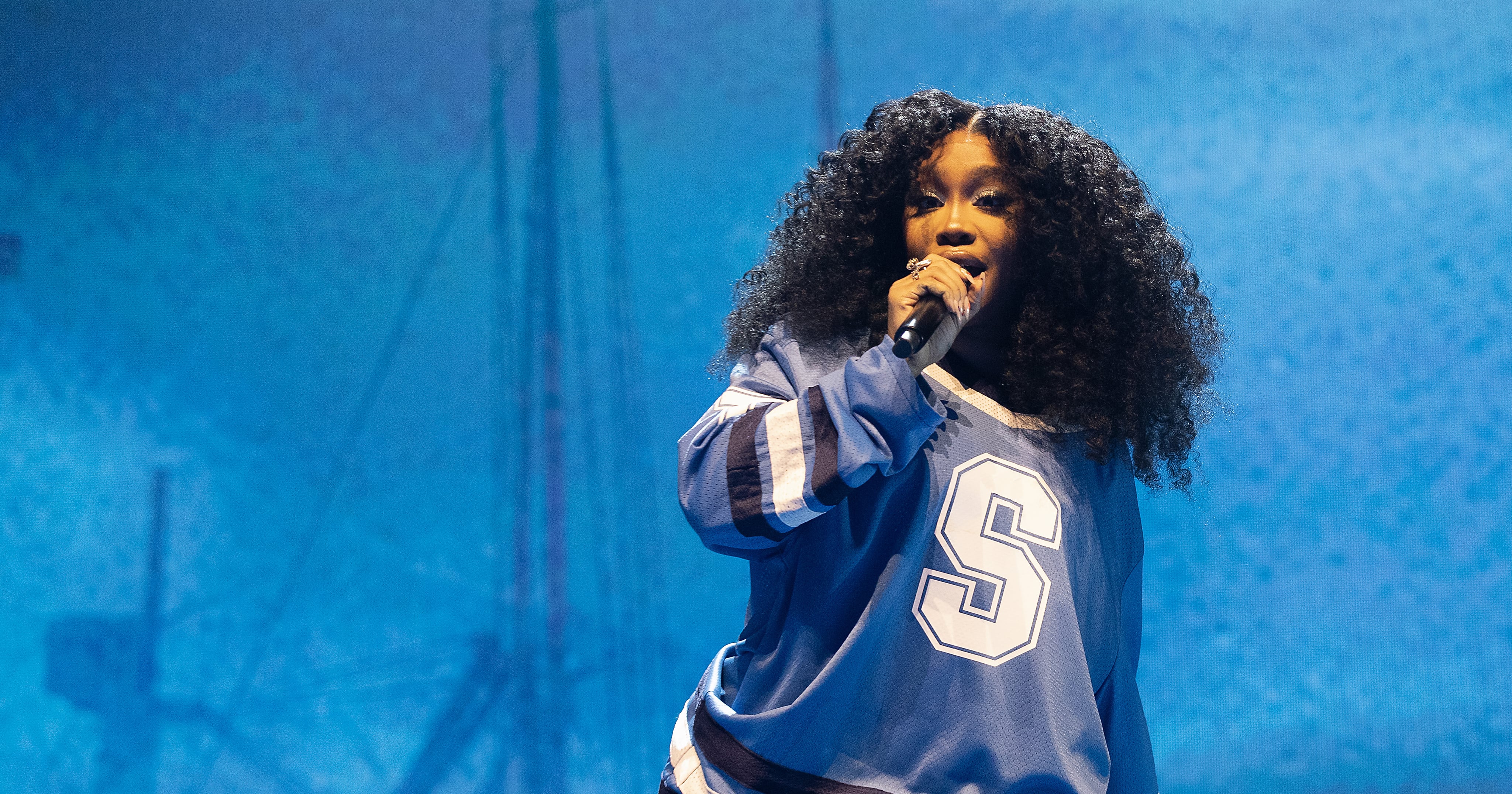 Sza's Fruit Nails Are Joy Personified | POPSUGAR Beauty