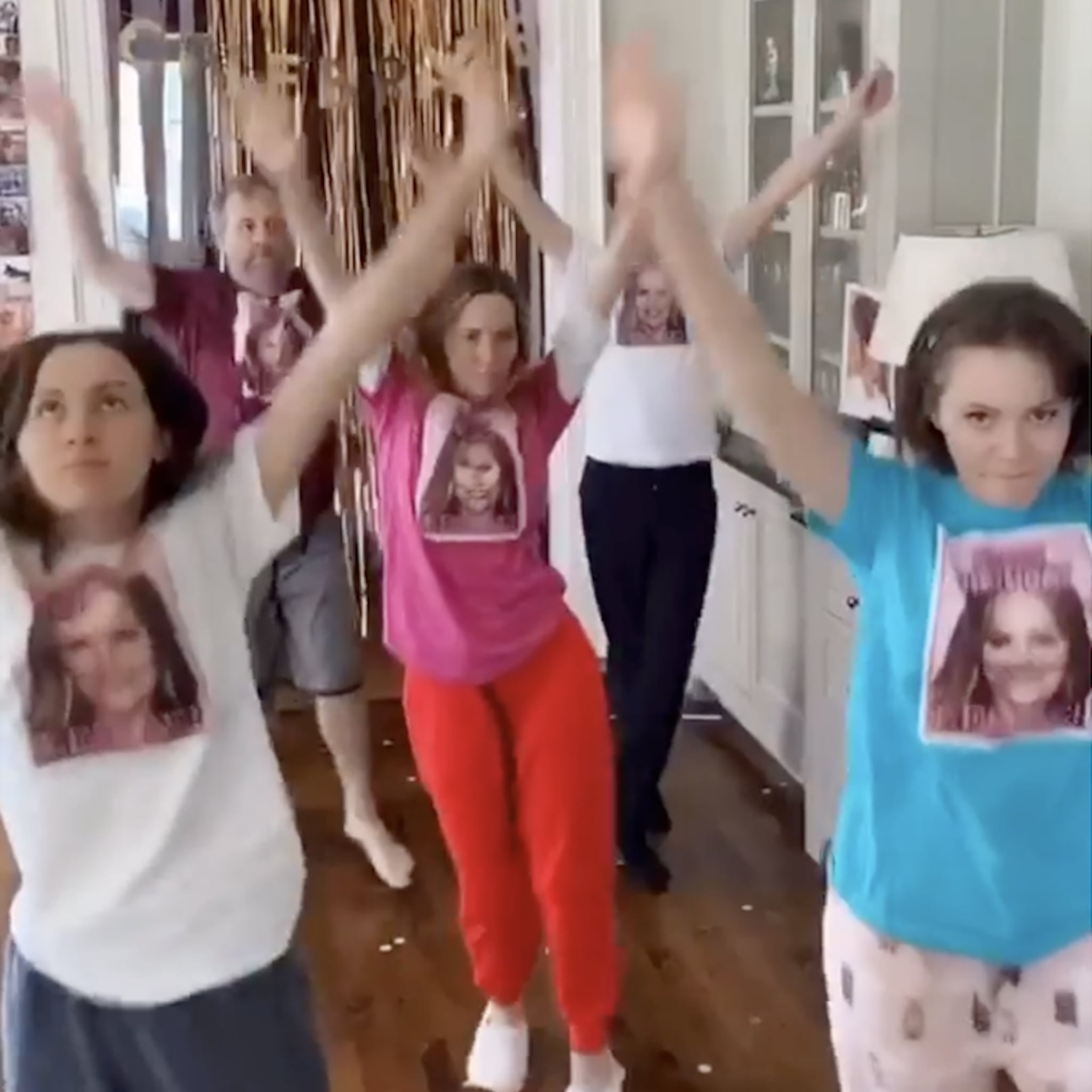 Leslie Mann And Judd Apatow S Dance Video With Their Kids Popsugar Uk Parenting