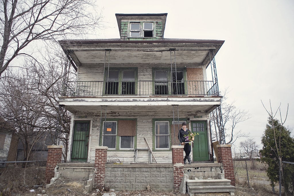 Lisa most recently spent a week flexing her creative muscles inside this derelict Detroit home. Lisa most recently spent a week flexing her creative muscles inside this derelict Detroit home.
