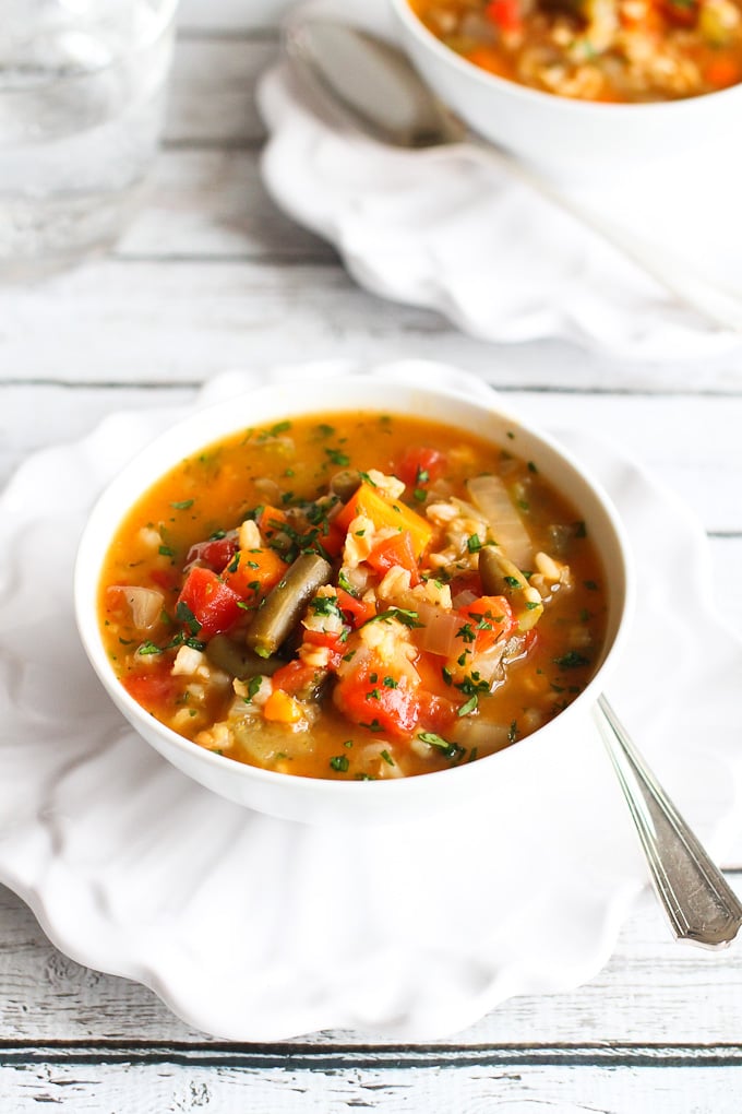 Slow-Cooker Vegetable Barley Soup