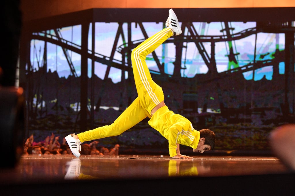 Alyson Stoner Dances For Missy Elliott 2019 MTV VMAs Tribute