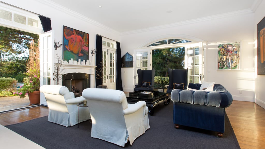 Jessica Alba Buys House in Beverly Hills