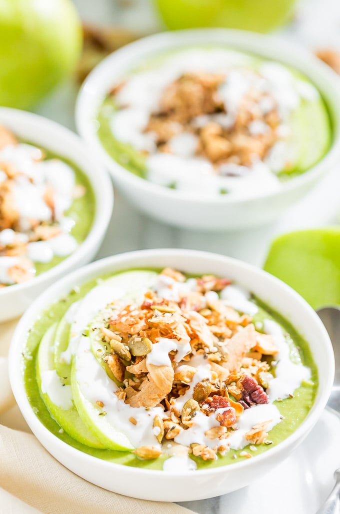 Cinnamon Apple Avocado Smoothie Bowl