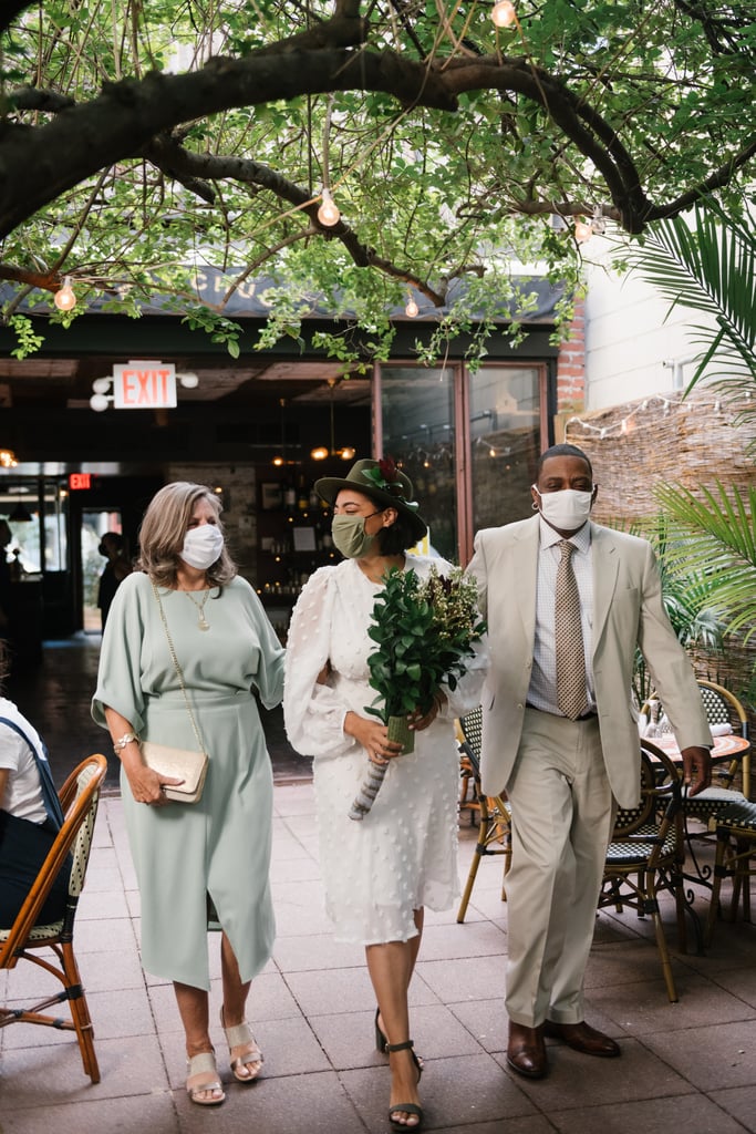 Stylish DIY Outdoor Restaurant Microwedding