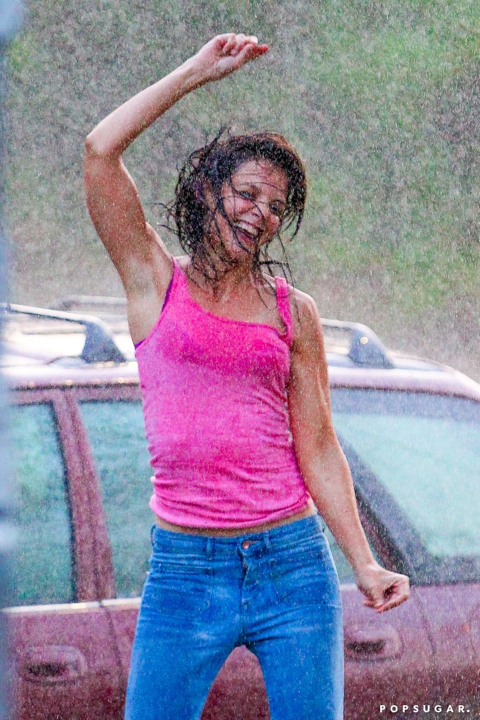 Katie Holmes Dancing in the Rain on Set Pictures