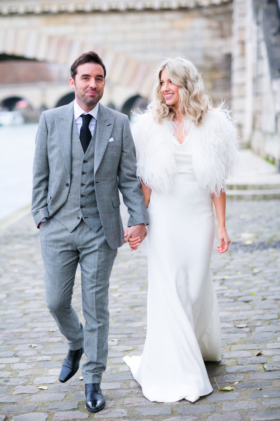 What to wear with wedding dress if it is cold hotsell