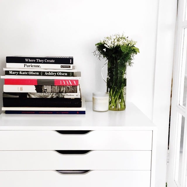 Adding a little greenery to an all-white scheme warms up the room. 
Source: Instagram user talisa_sutton