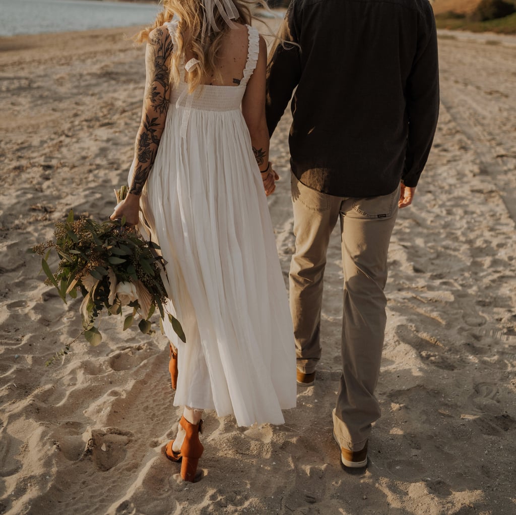 This Couple "Eloped" During the COVID-19 Pandemic | Pictures