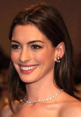 Anne Hathaway Hair Color Photos