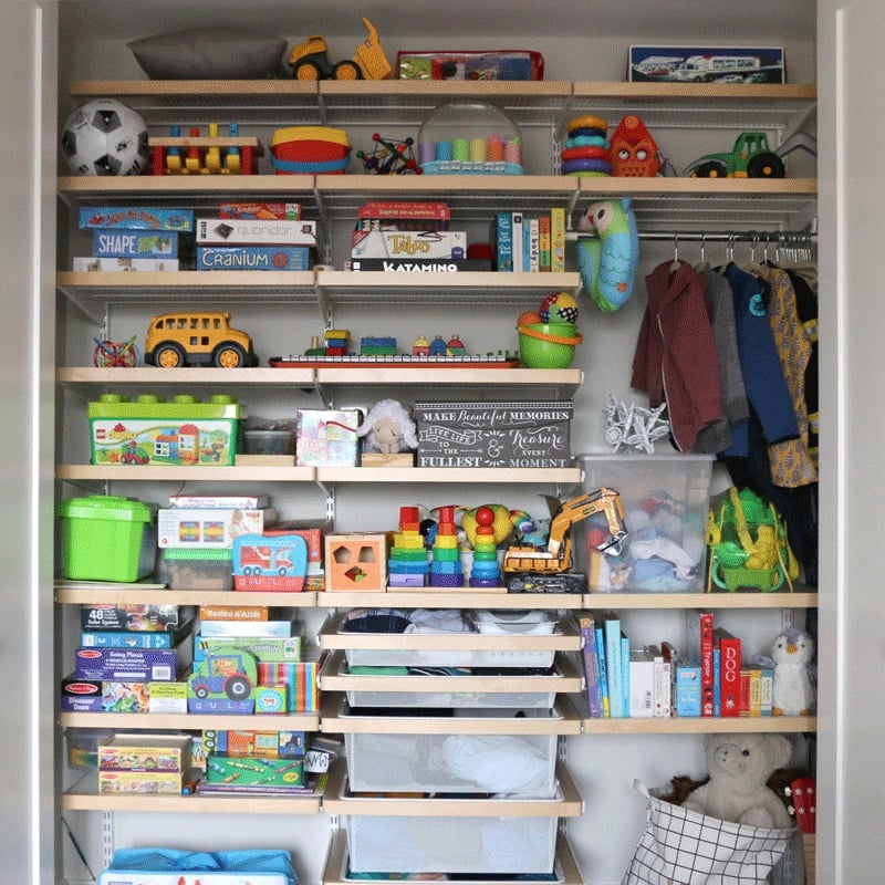 Kids Closet Organization